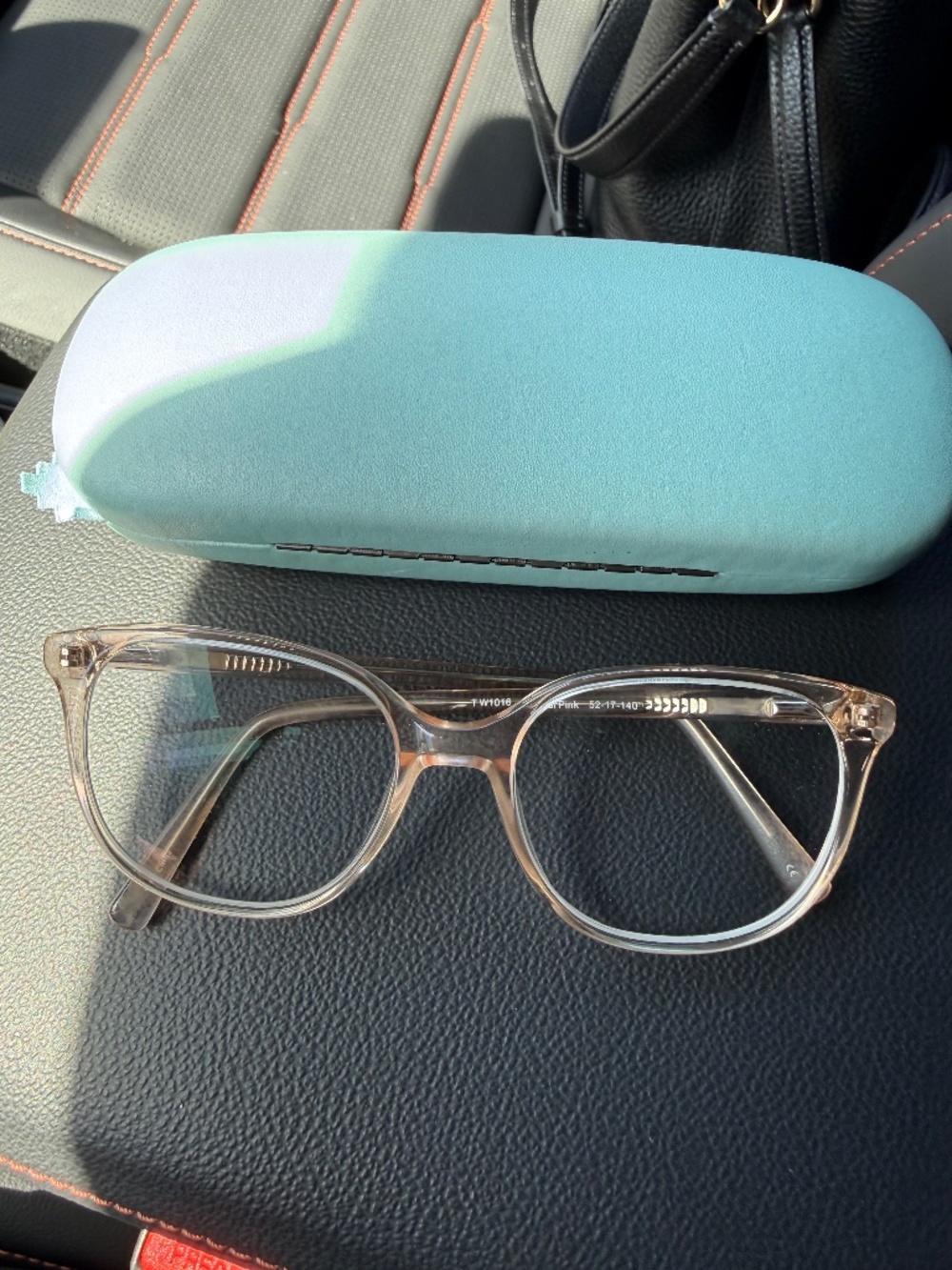 Eyeglass frames